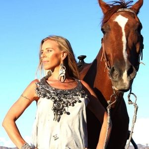 Meet your posher Crystal!